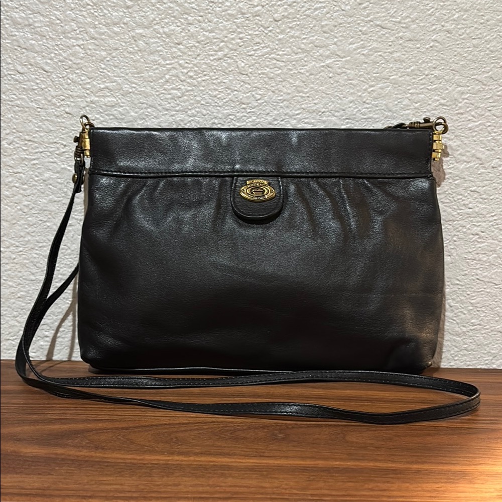Vintage Etienne Aigner Elegant Black Leather Crossbody Bag